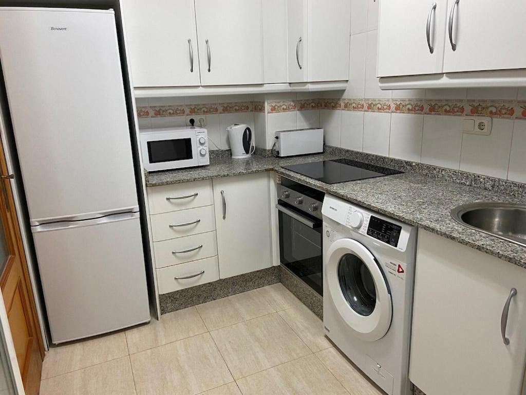 A Stunning 2 Bedroom Apartment 5 Min Walk To The Beautiful Beaches Of Vera Playa Playas de Vera Eksteriør bilde